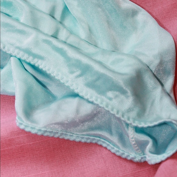 VINTAGE 80s/90s Baby Blue Lacy Lingerie Cami Top - Picture 10 of 10